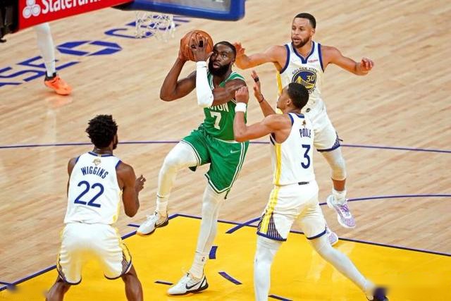 八村塁左小腿受伤 提前结束巴黎奥运会征程