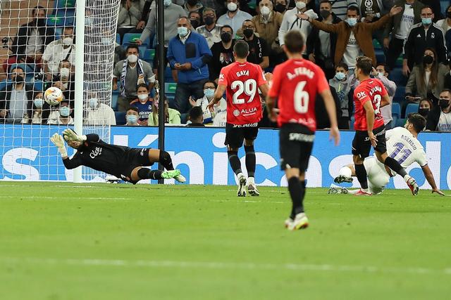 哈登23+8快船虐76人5连胜 步行者送奇才11连败