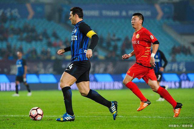 布克30分太阳灭黄蜂回西部前十 爵士险胜篮网